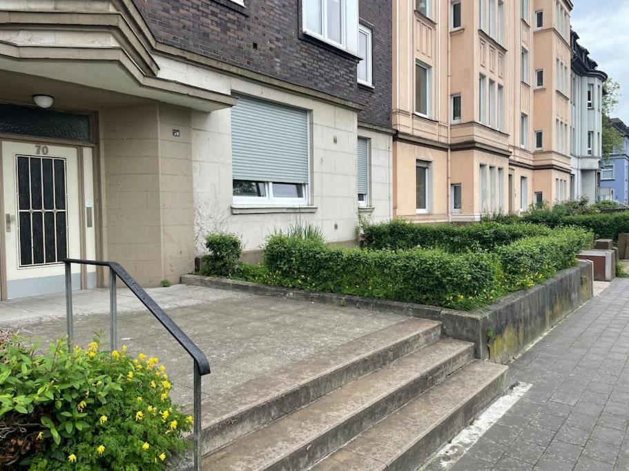Onthepoint, Erdgeschoss, Abstellplatz Fuer Fahrraeder, City Und Innenhafen 5 Gehminuten!!! Duisburg Exterior foto